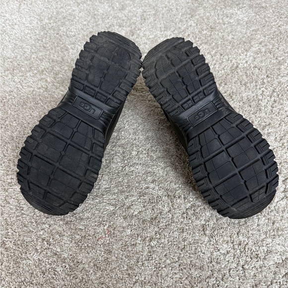 EUC - Women’s UGG Yose Puffer Lace Boot Waterproof - 7.5 - Picture 4 of 5